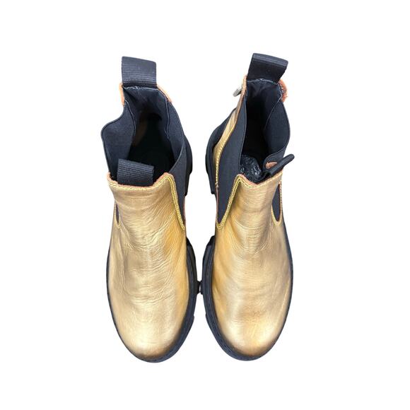 Ganni Low Chelsea Boots Metallic Leather Chunky Lug Sole Cyberpunk Gold Sz 10 - Picture 2 of 10